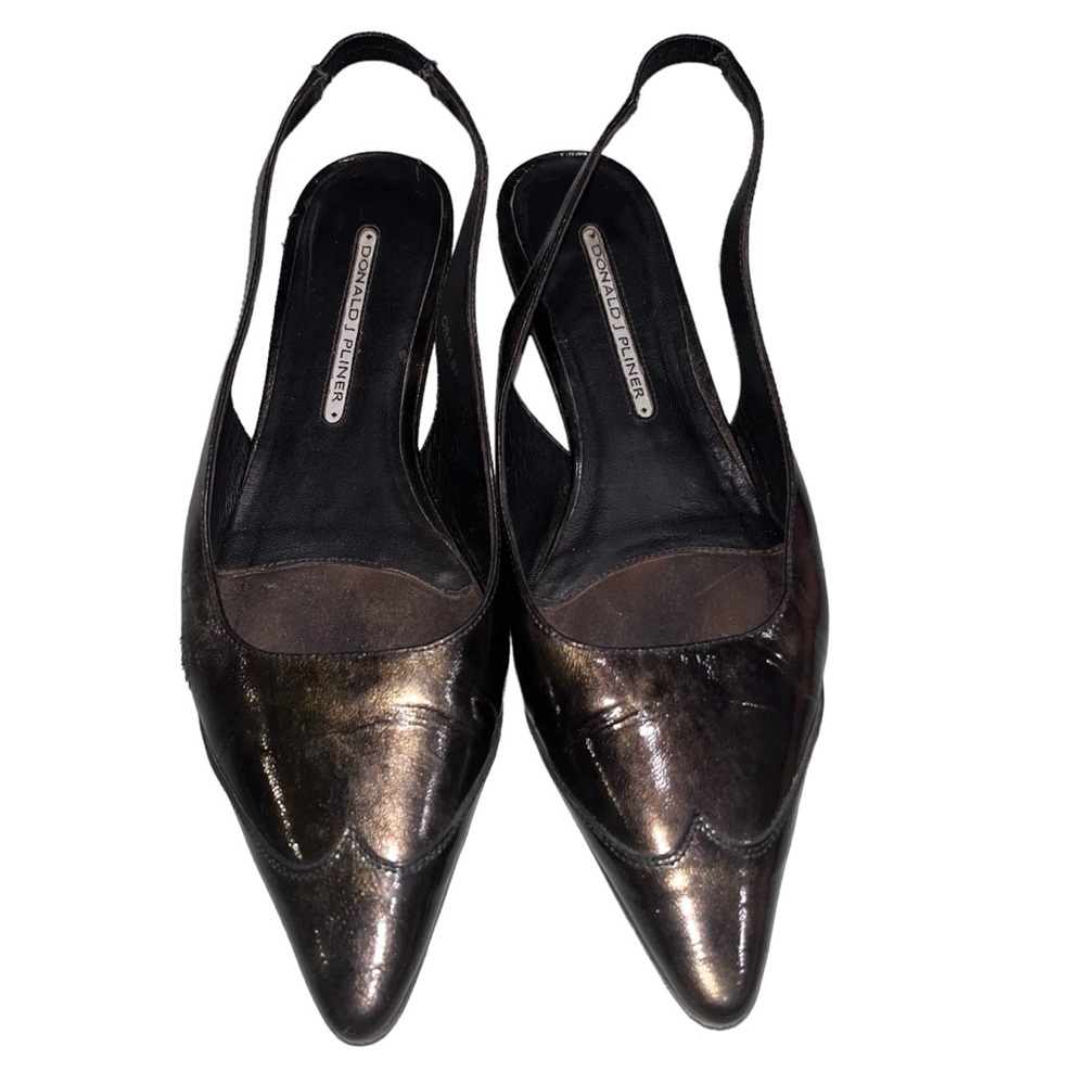 Donald J. Pliner Bronze Patent Leather Orsa Wingtip Slingback Flats size 8.5